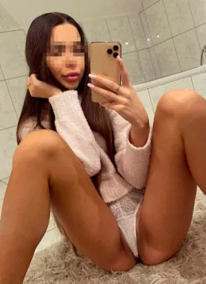 проститутка Полинка, 22, Березники